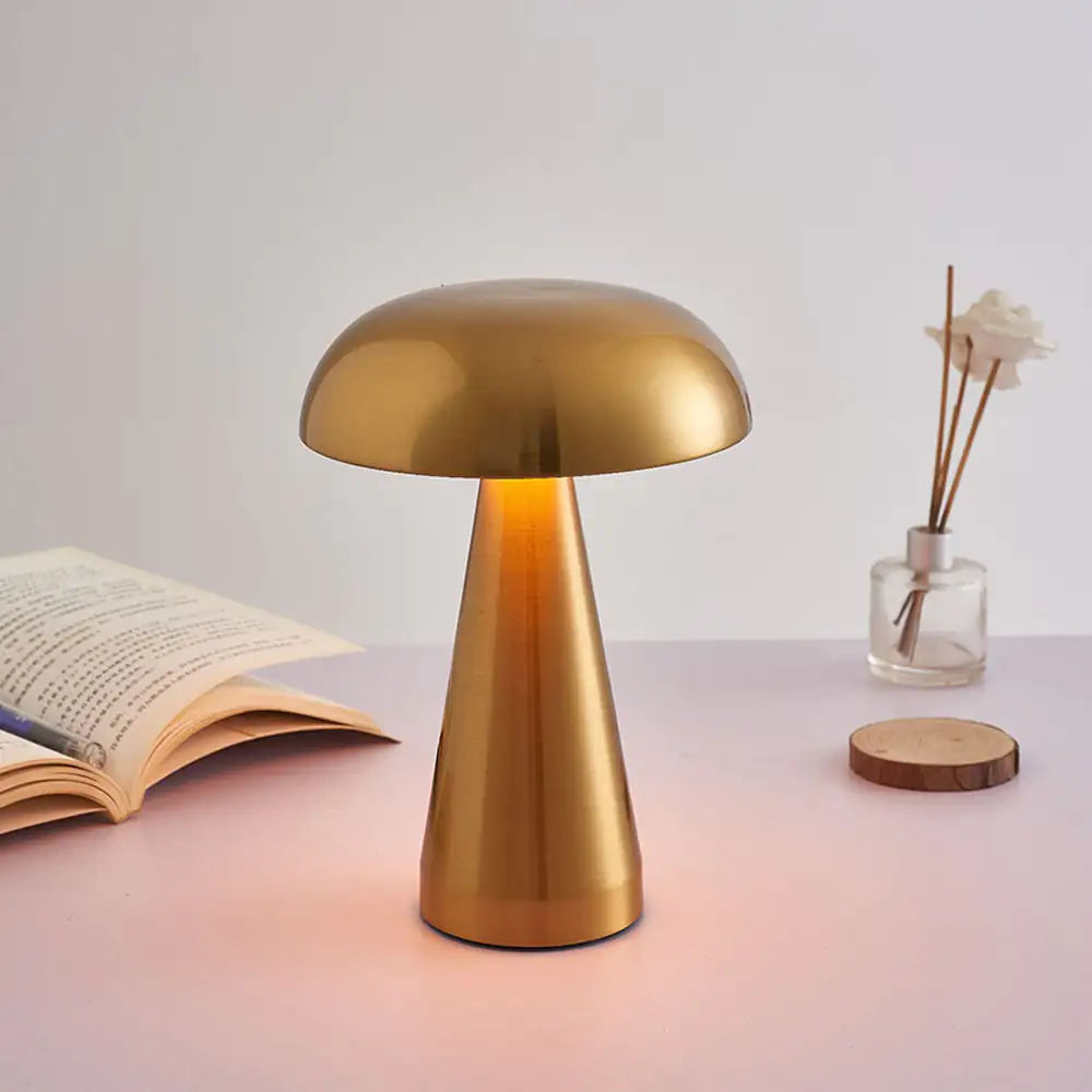 Metallicum Lamp